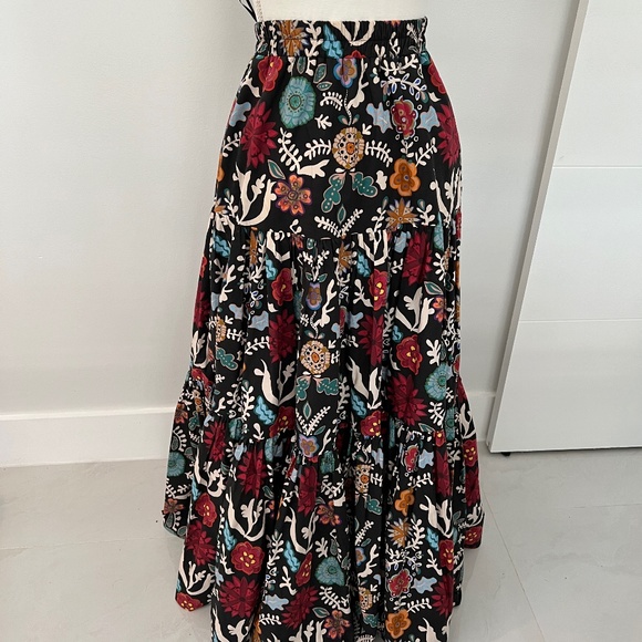 La DoubleJ Big Print Printed Teared Maxi Skirt Black Floral Printed Pockets